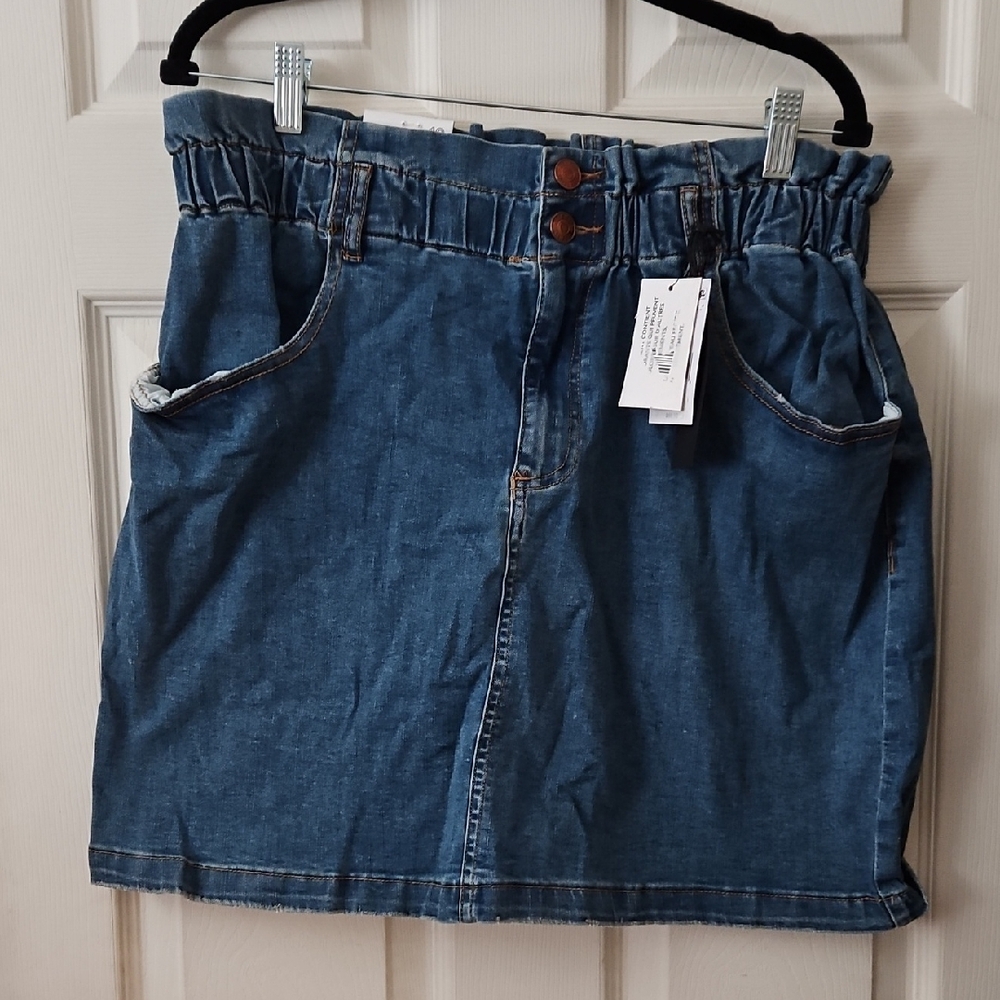 Black Tape,Zoe , Blue Distressed  Denim Mini Skirt,Size 16